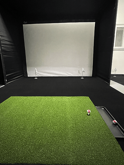 Big Moss SIM Green & Carl's Place Pro Golf Simulator Enclosure w/1080 Impact Screen & GST Putting Studio - ALLBGT