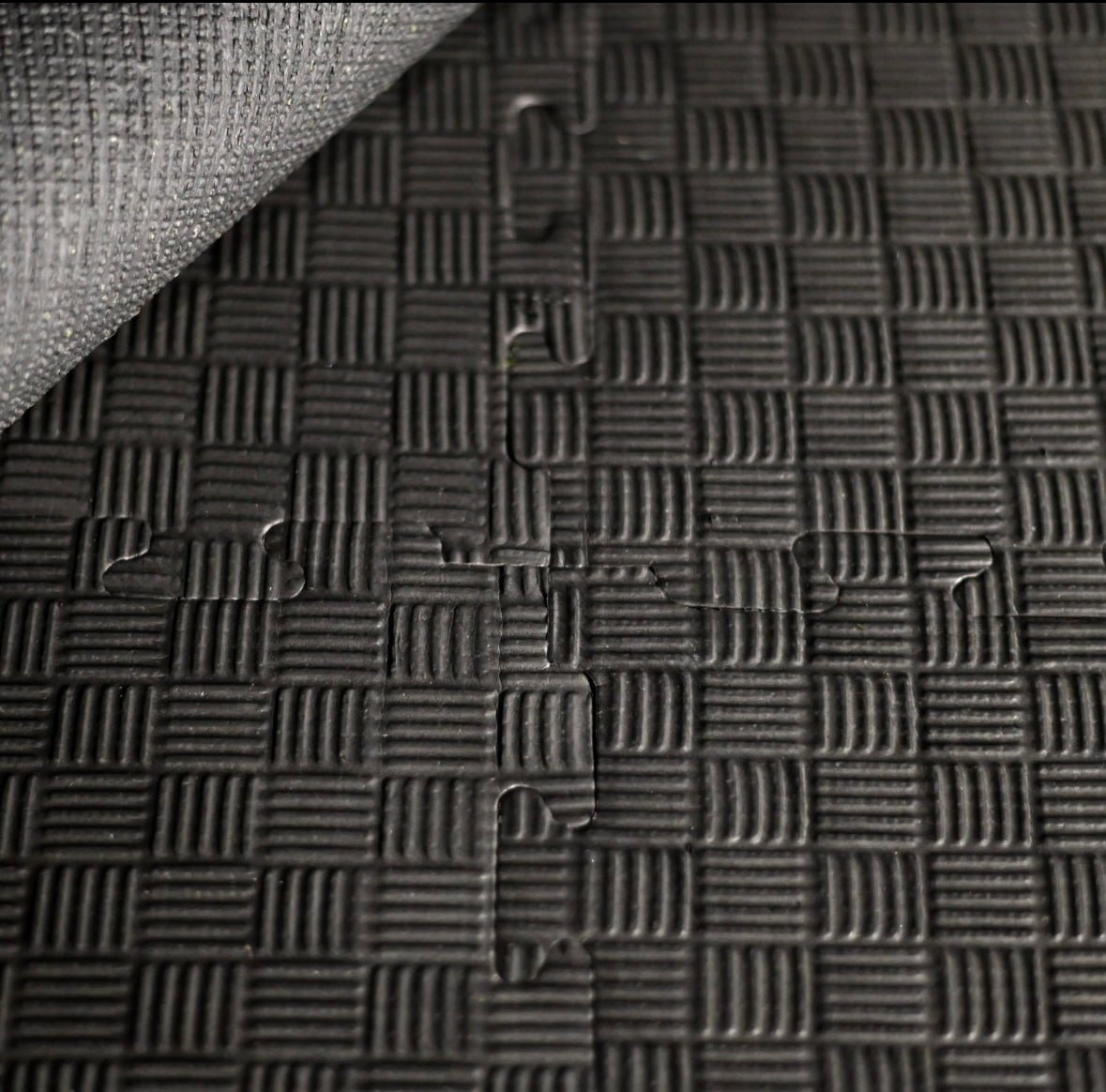 Close-up texture of Carl’s Place Golf Room Floor Tile surface showing non-slip pattern - pack of 5 - ALLBGT