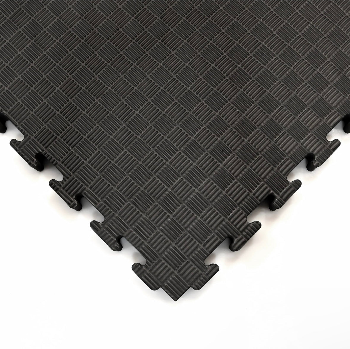 Corner angle of Carl’s Place Golf Room Floor Tiles showing textured foam pattern, pack of 5 - ALLBGT