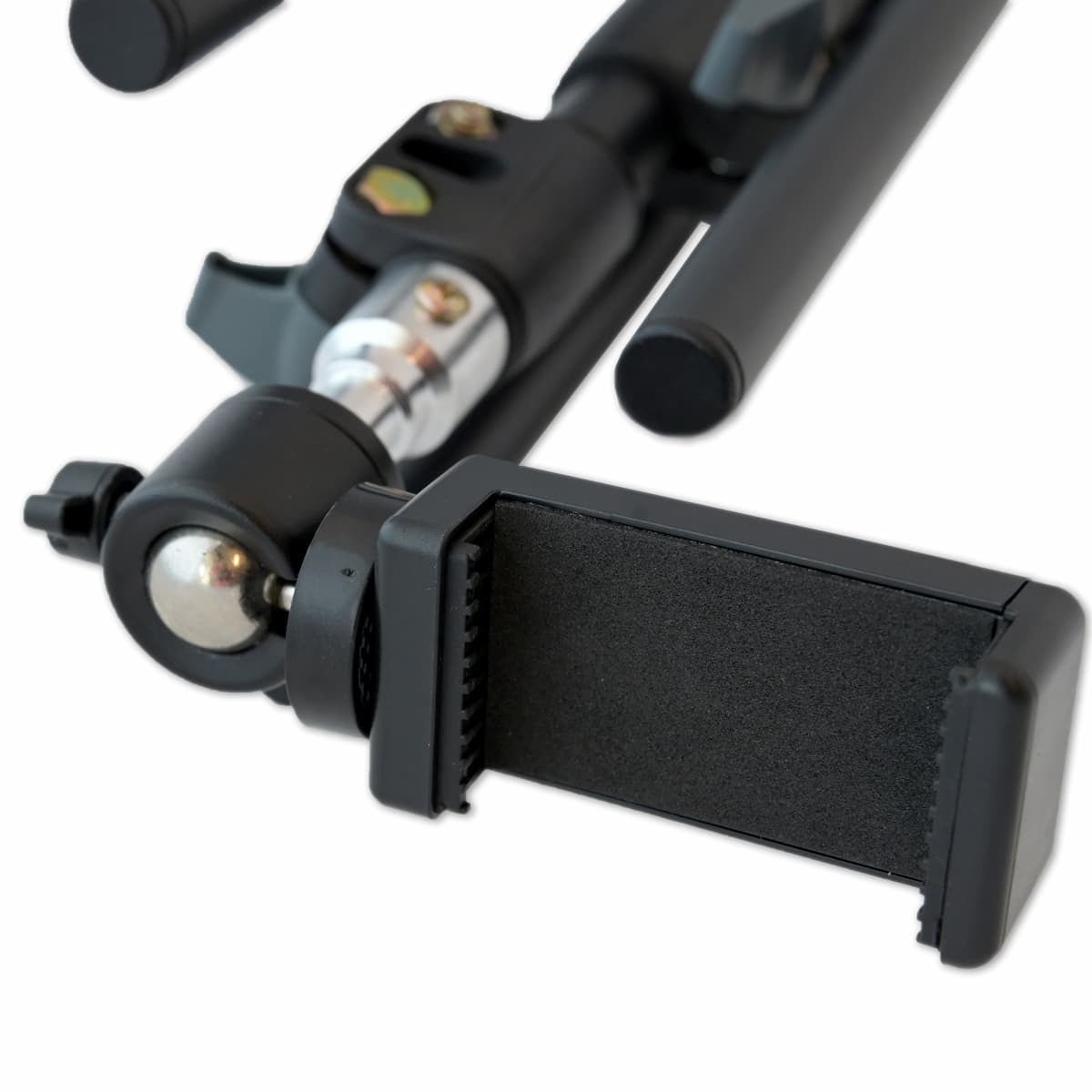 Detailed view of Carl’s Place Tripod base and mount attachment for launch monitor setup - ALLBGT