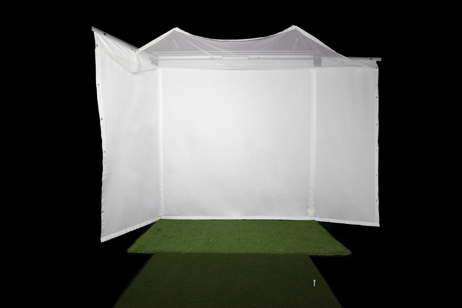 Demo setup view of the HomeCourse ProScreen Retractable simulator screen - ALLBGT