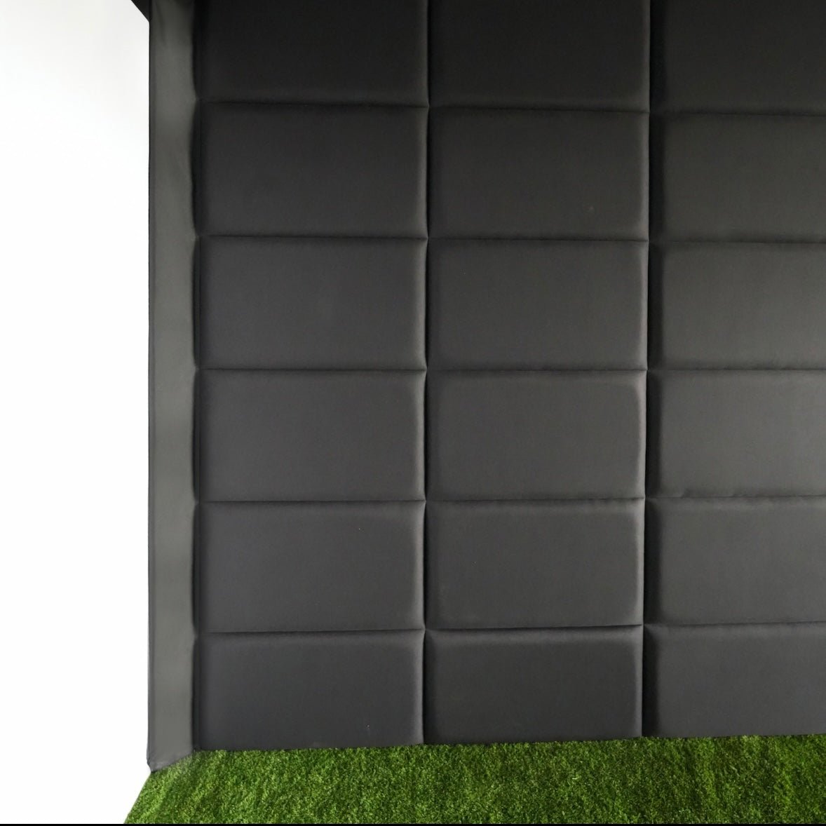 Carl’s Place: Built - in Golf Room KIT - ALLBGT